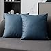 Anickal Lot de 2 housses de coussin carrées en similicuir gris bleu 45,7 x 45,7 cm