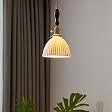 Éclairage polyvalent : idéal for les îlots de cuisine, les salles à manger ou les cafés, ce petit luminaire suspendu en verre offre une mise à niveau élégante à votre ferme moderne ou à votre décor Japandi.