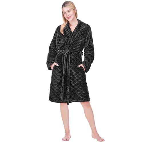 PAVILIA Black Womens Robes Kimono, Knee Length Plush Fluffy Winter Shower Bathrobe for College Dorm Ladies, Soft Fuzzy Cozy with Pockets, L/XL