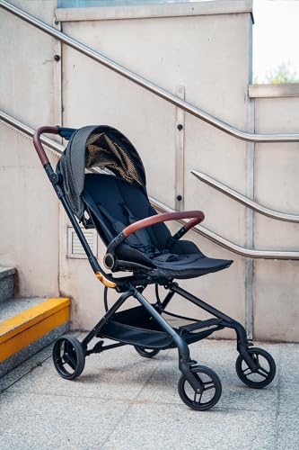 MoMi Kinderwagen ADELLE ab 6. Monat (bis 22 kg), klappbarer Buggy mit 360°-Sitz und 5-Punkt-Sicherheitsgurt, Einkaufskorb, mit Tragegriff zum Tragen nach dem Zusammenklappen