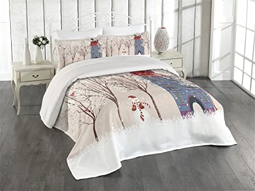 Lunarable Christmas Coverlet, Snowy Courtyard Tree and Snowman in Front of House Pastel Colors Image, 3 Piece Decorative Quilted Bedspread Set with 2 Pillow Shams, Queen Size, Pink White