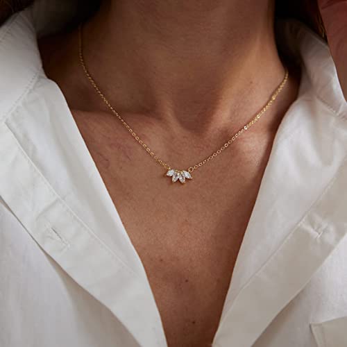 Tasiso Diamond Necklaces For Women Dainty Flower Necklace 14K Gold Plated Flower Necklace Simple Diamond Choker Necklaces For Women Trendy Everyday Jewelry Gifts For Girls #TOP7