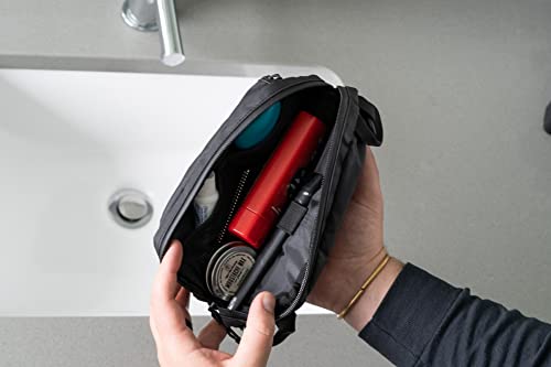 WANDRD Toiletry Bag, Medium - Makeup Organizer and Travel Bag for Travel Essentials4