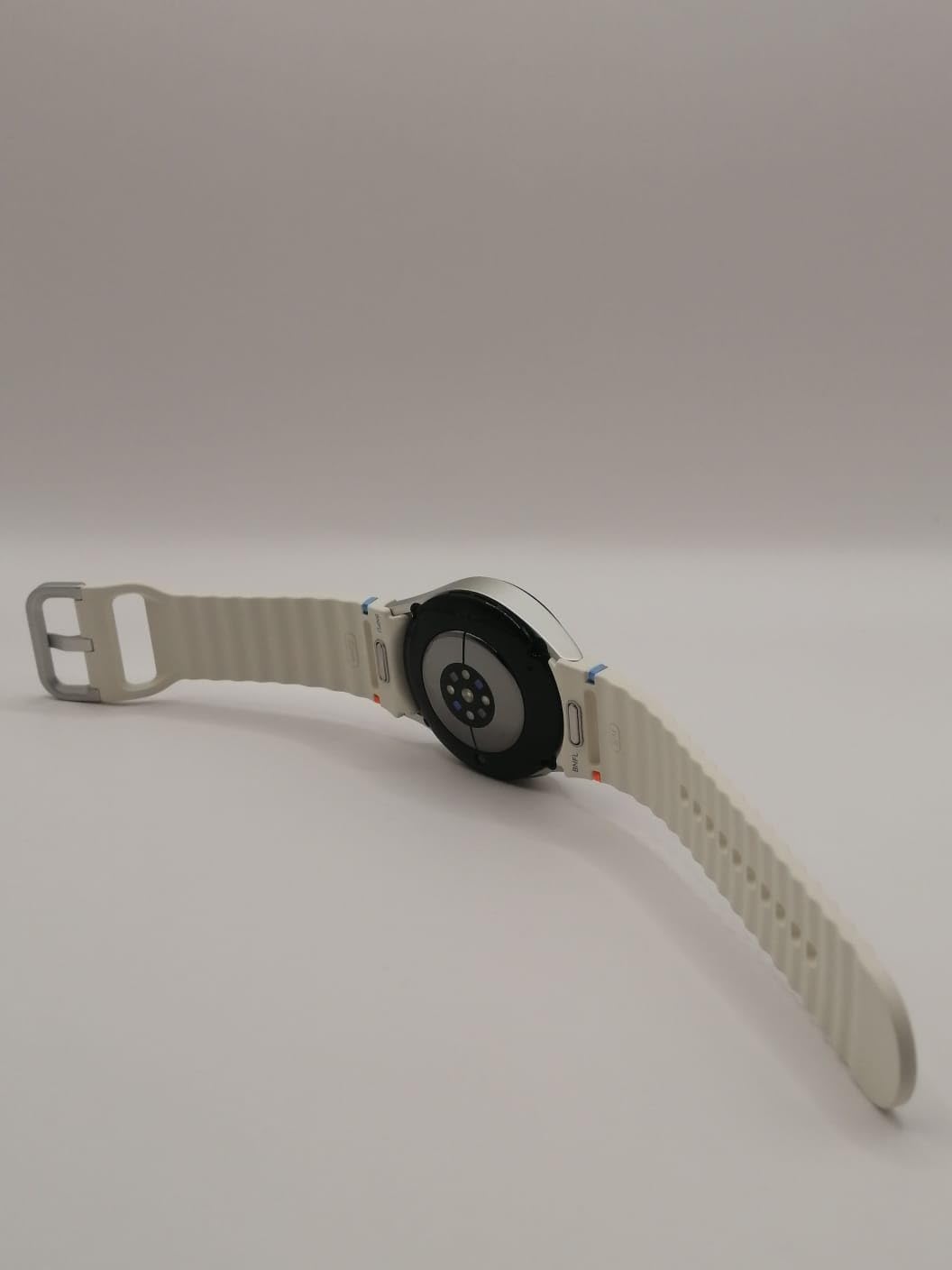 Reloj inteligente SAMSUNG Galaxy Watch7 Bluetooth 40 mm Crema