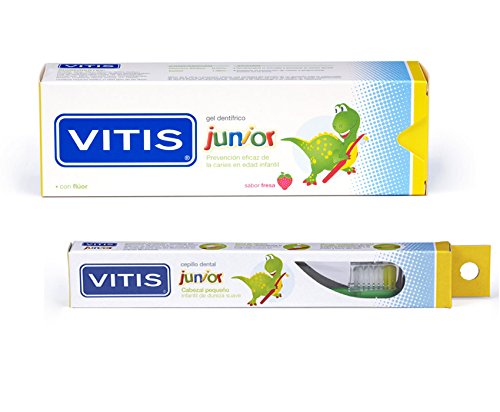 Vitis Junior Set 2in1 - Toothpaste Gel Junior (5x15ml) + Toothbrush Junior - Special Formula for Children - Strawberry Flavour - Care and Protection for Children's Teeth and Gums