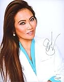 Dr. Sandra Lee "Dr Pimple Popper" AUTOGRAPH Signed Autographed 8x10 Photo B ACOA