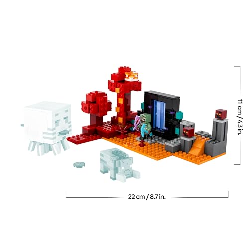 LEGO Minecraft L'Embuscade au Portail du Nether - Jouet de Construction avec Figurine de Guerrier Orc & Mobs Dont Ghast & 2 Cubes de Magma - Cadeau pour Gamer, Garçon ou Fille dès 8 Ans 21255