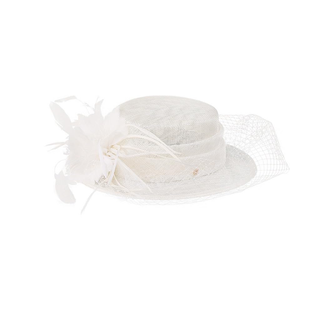 Chapeau de banquet en chanvre d'exception et filet de plumes pour une allure haute couture