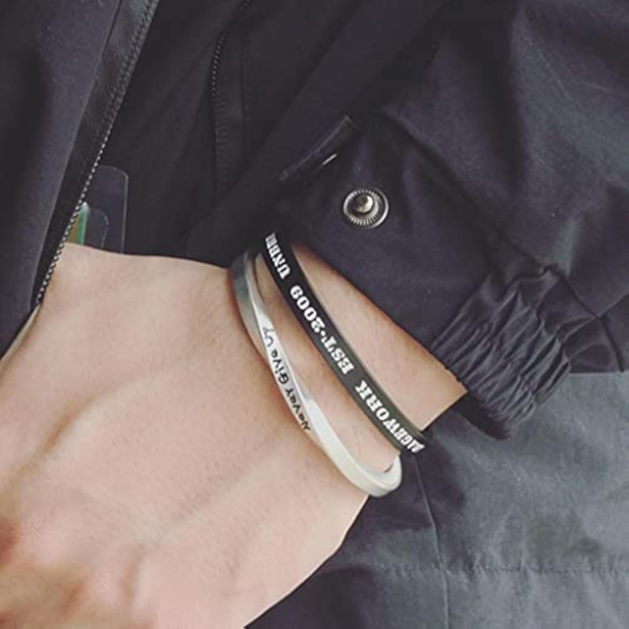 Couple's Never Give Up Twist Open Bangle Jewelry