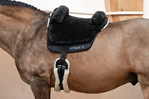 Foto von Werner Christ Fellsattel IBERICA Plus Forest (Limited Edition) baumloser Lammfellsattel im spanischen Stil, Bare-Back-pad, Pferde-Sattel aus echtem Lammfell in Gr. Pony, Fell in Natur