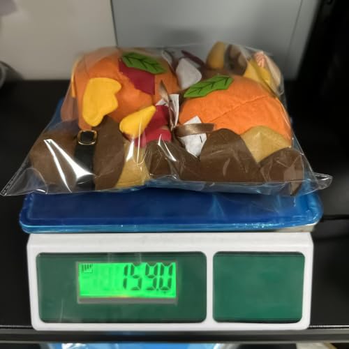 Pareja de muñecos de relleno que llenan de ternura y hogar su mesa otoñal 7