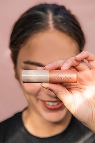 Kneipp Farbige Lippenpflege Natural Deep Nude - Mit Bio Sheabutter & Vitamin E - Für gepflegte getönte Lippen ohne auszutrocknen - 3,5 g