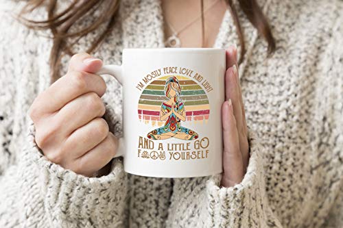 Namaste Yoga Im Mostly Peace Love And Light Little Go Fuck Blanco Taza regular Taza 330 ml de té de café