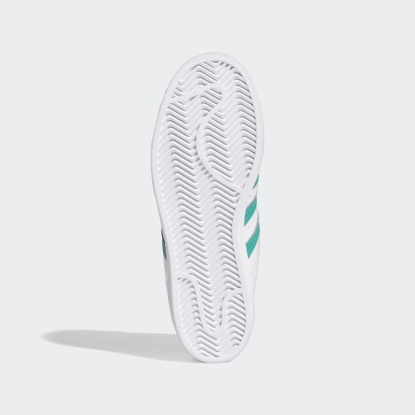 Image of Adidas Womens SuperstarSneaker