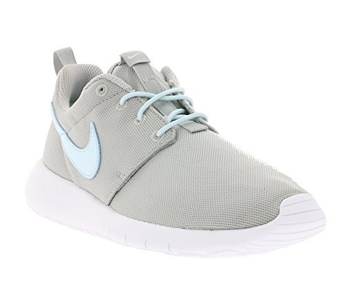 Nike Roshe One Big Kids Style: 599729-015 Size: 6.5 Y US