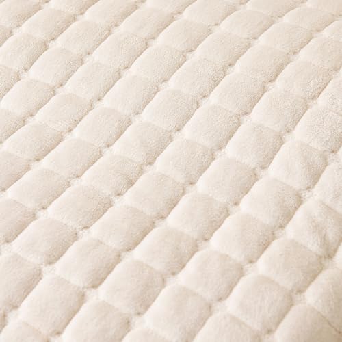 NUODWELL Upgraded Recliner Chair Cover with Pockets, Plush Non Slip Armchair Cover - Image 4