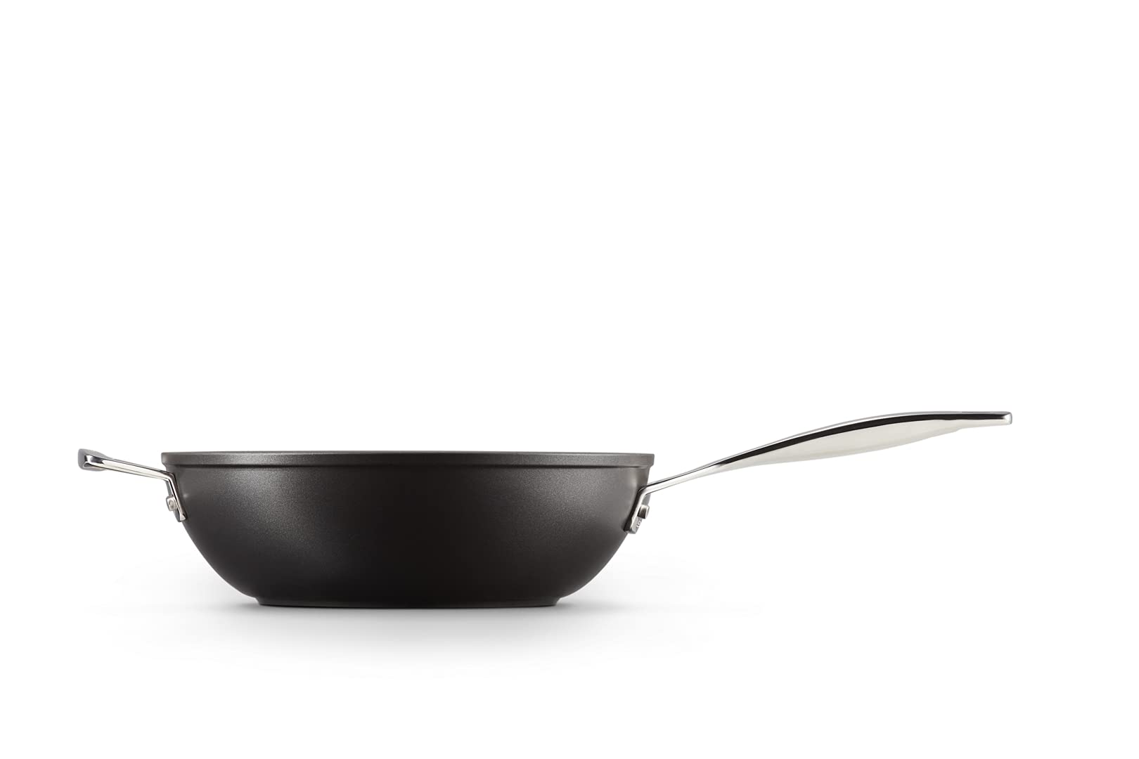 Le Creuset Padella Wok in Alluminio Antiaderente, Ø 26 cm, PFOA Free, per Tutte Le fonti di Calore, induzione incl,Nero