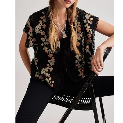 Women Lace Sheer Tank Tops Cropped Tie Strap Button Up Lace Trim Patchwork Cami Vest Cute Y2K Summer Trendy Going Out Top2