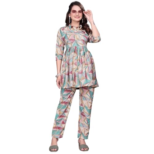 Image of Women Crepe 3 /4 Sleeves V Neck Cord Set Featuring Floral Pattern Design 2 Piece Ethnic Wear Set