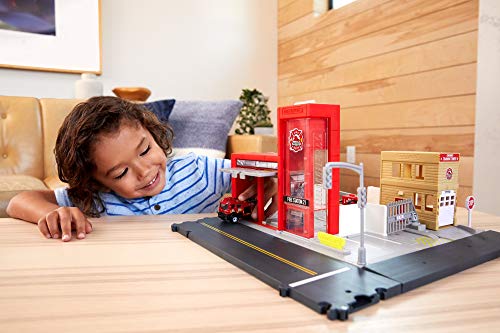 Matchbox HBD76 - Feuerwache Spielset, mit 1 Feuerwehrauto im Maßstab 1:64, Licht- und Soundeffekten und beweglichen… – Bild 3