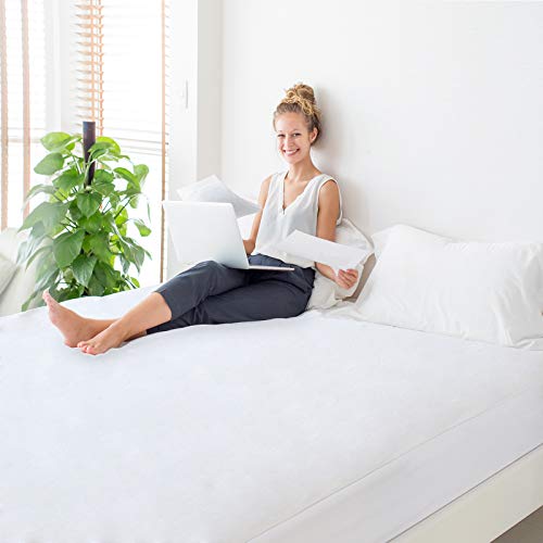 California King Mattress Protector, Skin Friendly and Breathable Cal King Mattress Protector, Viscose Jersey Cal King Mattress Cover with 18" Deep Pocket