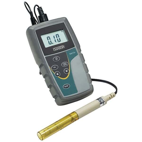 Oakton SALT 6+ handheld salinity meter with probe