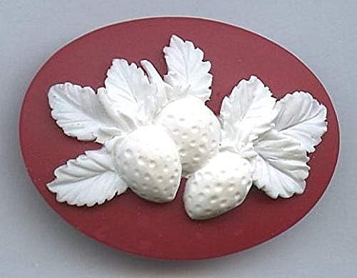 Kelmscott Designs 1 x 1.5 Strawberries Needle Minder