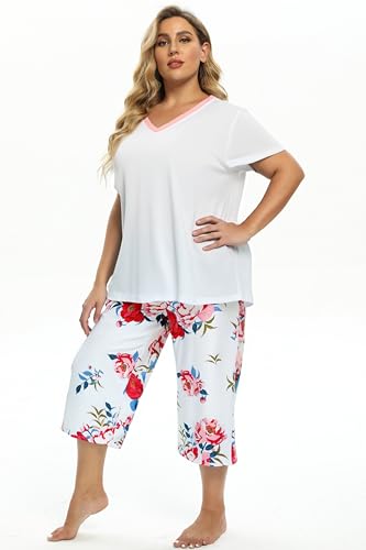 Image of Vozanet Women's Pajamas Set Soft V Neck Sleepwear Top and Capri Pj Lounge Sets Cartoon Heart Shape Cat Nighty Plus Size