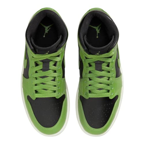 Image of Nike Men's Air Jordan 1 Mid Basketball Shoes