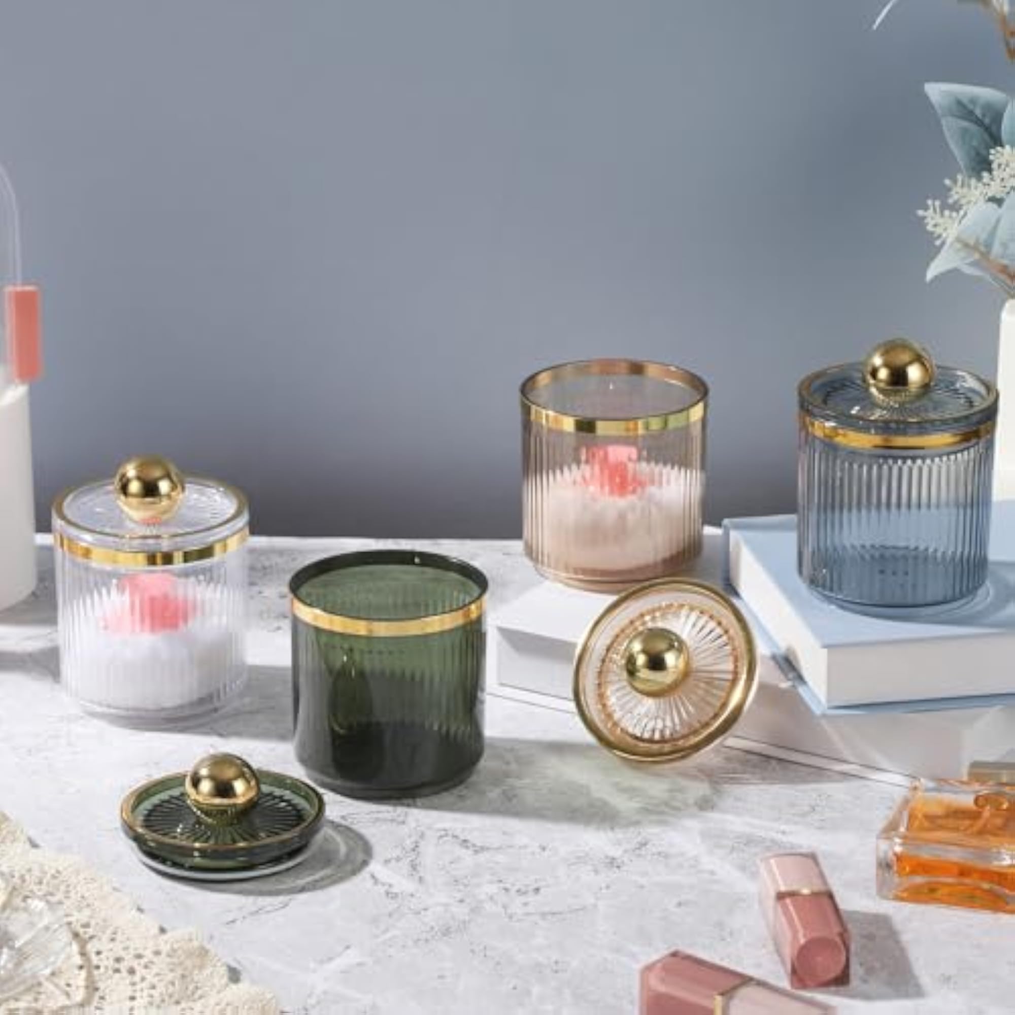Portable Acrylic Powder Container with Velvet Powder Puff