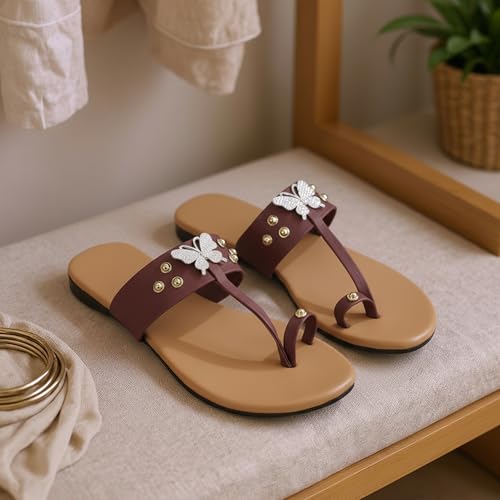 Image of Women's Slippers | Comfortable Flat Chappals for Women with Bow Detail | Stylish Casual Chappals, Trendy Summer Sandals, Comfortable Footwear for Daily Use