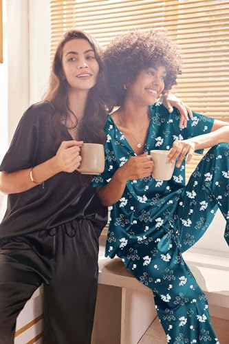 Image of Ekouaer Mens Satin Pajamas Set Button-Down Short /Long Sleeve Shirt Top Soft Silk Sleepwear Loose Pocket Pant Loungewear