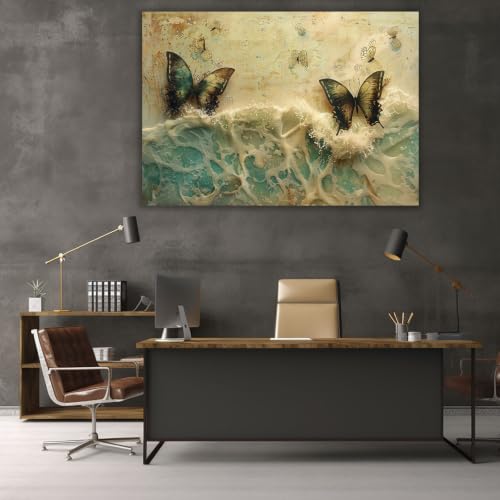 Decora tu pared con este lienzo de mariposas verdes vintage, ideal para dar vida a ambientes beige 2