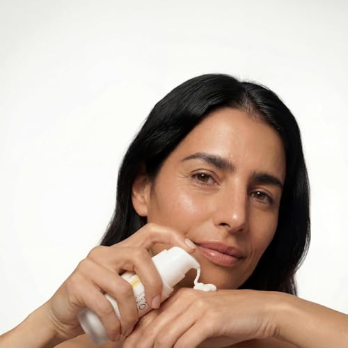 OKOA Skin Dual Action Lifting Cream Firming Anti Aging Moisturizer with Peptides & Botanical Extracts, Helps Improve Skin Elasticity and Reduce Fine Lines & Wrinkles, Daily Face Cream