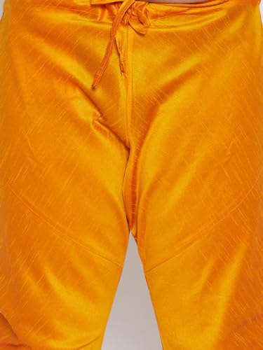 Image of Vastramay Plus Men's White Silk Blend Kurta Pyjama Set VPLUSMKWH001nPBL 44 | Independence Day