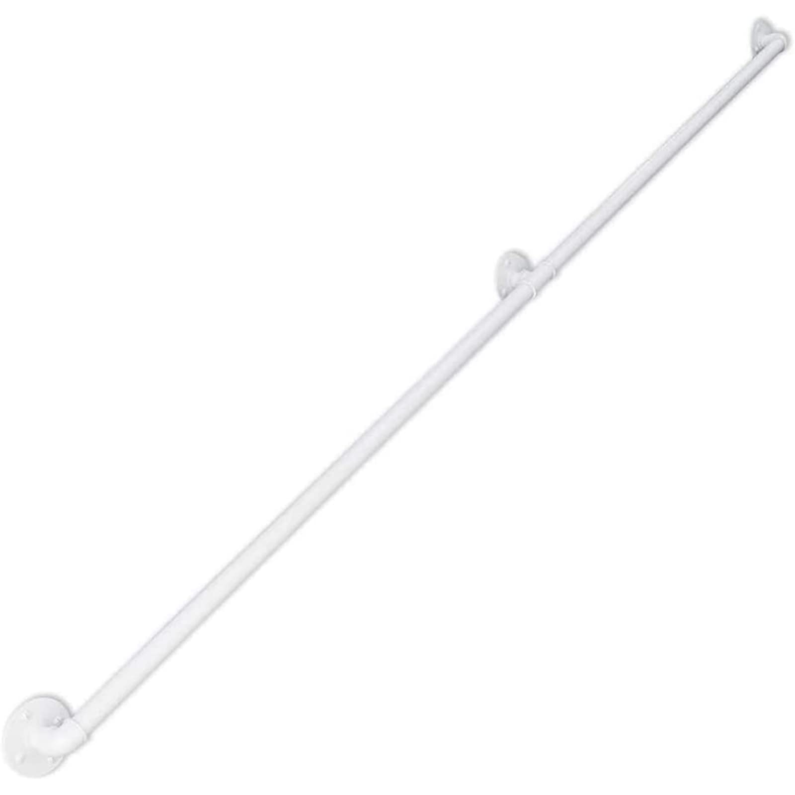 Rambarde d'escalier design blanc pour sécuriser l'accès du jardin et de la maison familiale