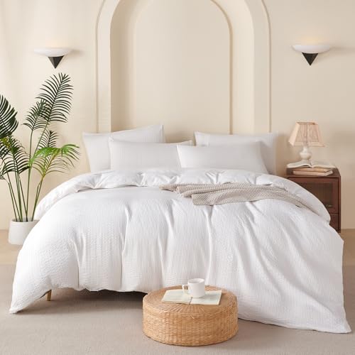 Image of White Striped Comforter Set Queen - 3 Pieces Bedding Comforter Set for All Season, Soft Lightweight Washed Microfiber, 1 Striped Comforter and 2 Pillowcases (White, Queen Size)