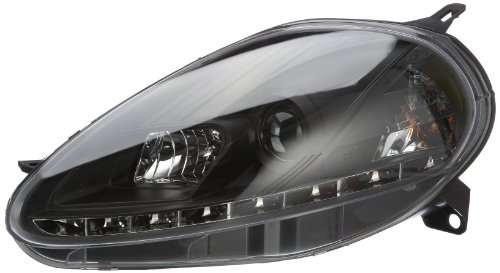 Phares Daylight FK Automotive noirs parfaits pour vos trajets de nuit en ville