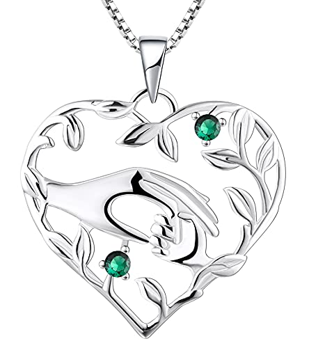 YL Mother Necklace Sterling Silver Mum Daughter Pendant Created Emerald Mum Hold Child s Hand Heart Necklace Gifts for Moms