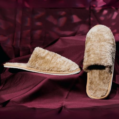 Image of Premium Fur Home Slippers For Women & Men For Winter Capet Slippers for Bedroom Indoor Carpet house slides