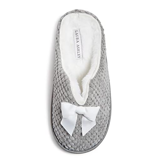 Laura Ashley Feminino Deslizamento de Espuma Viscoelástica Em Chinelos de Tecido Felpudo, Sapatos de Borracha Felpuda com Fundo de Pele para Quarto, Cinza Básico, Grande