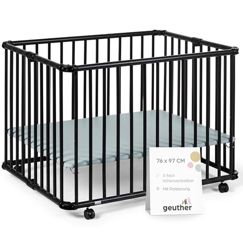 Geuther Laufgitter Lucilee 76x97 cm I höhenverstellbar I werkzeuglos montiert I gepolsteter Baby-Laufstall aus Holz I Schwarz I Mobil, klappbar I TÜV geprüft I zusammenfaltbar I Made in Germany