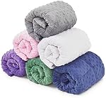 TONGDADA Couverture de lap pondérée 7lbs pour Adulte,Parfait pour la détente, Lounge, Coucher, Dormir & Voyage, couverture du corps pesante de Luxury Minky, couverture de jet de poids vert foncé Minky Dot, 29" x 24"