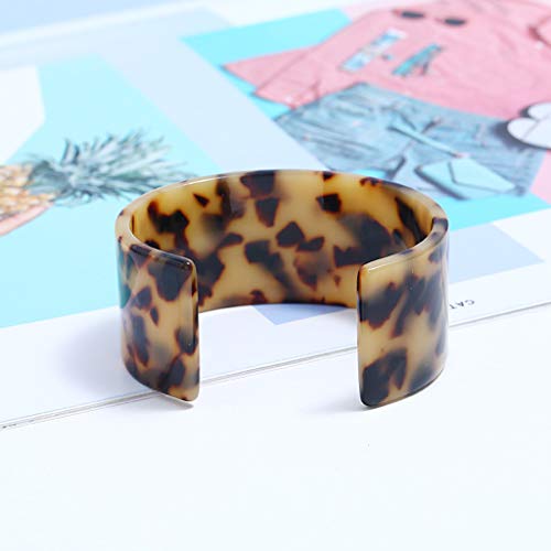 SOFEA Fashion Bracelet Acrylic Tortoise Shell Wide Brown Cuff Bracelet Leopard Print Fashion Jewelry4