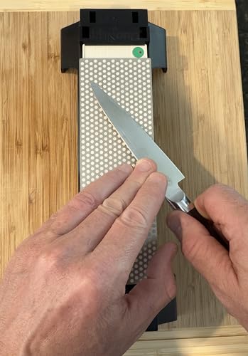 "DMT DuoSharp®-Schärfstein mit extrafeiner/feiner Hardcoat™-Oberfläche und Sockel (8""/20, 32 Cm), speziell für Keramikmesser, 1 Stück, W8EF-H-WB" mehrfarbig