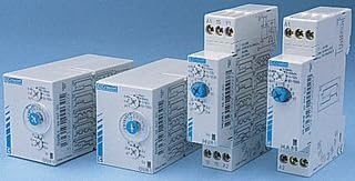 CROUZET CONTROL TECHNOLOGIES 88 867 305 ELECTROMECHANICAL MULTIFUNCTION TIMER