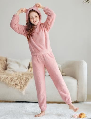 Image of Arshiner Girls 2 Piece Outfits Sweatsuit Fuzzy Long Sleeve Bear Ear Hoodie Sweatshirt and Sweatpant Kids Clothing Sets