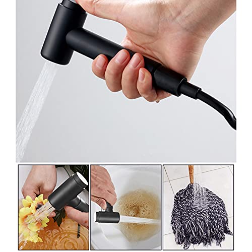 Robinetterie de baignoire noire à bec pivotant pour un gain d'espace et douche facile