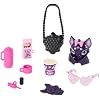 Monster High Doll، Draculaura في فستان على شكل قوس وردي وسترة سوداء مع عدد خفافيش الحيوانات الأليفة رائع و7 إكسسوارات مثل الرامن وأحمر الشفاه والمحفظة