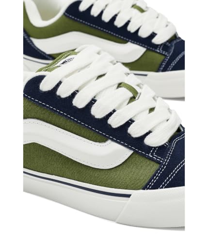 Image of Vans Unisex-Adult Knu Skool Shoe - '90s Retro Puffy Low-Top Fashion Sneakers for Men & Women
